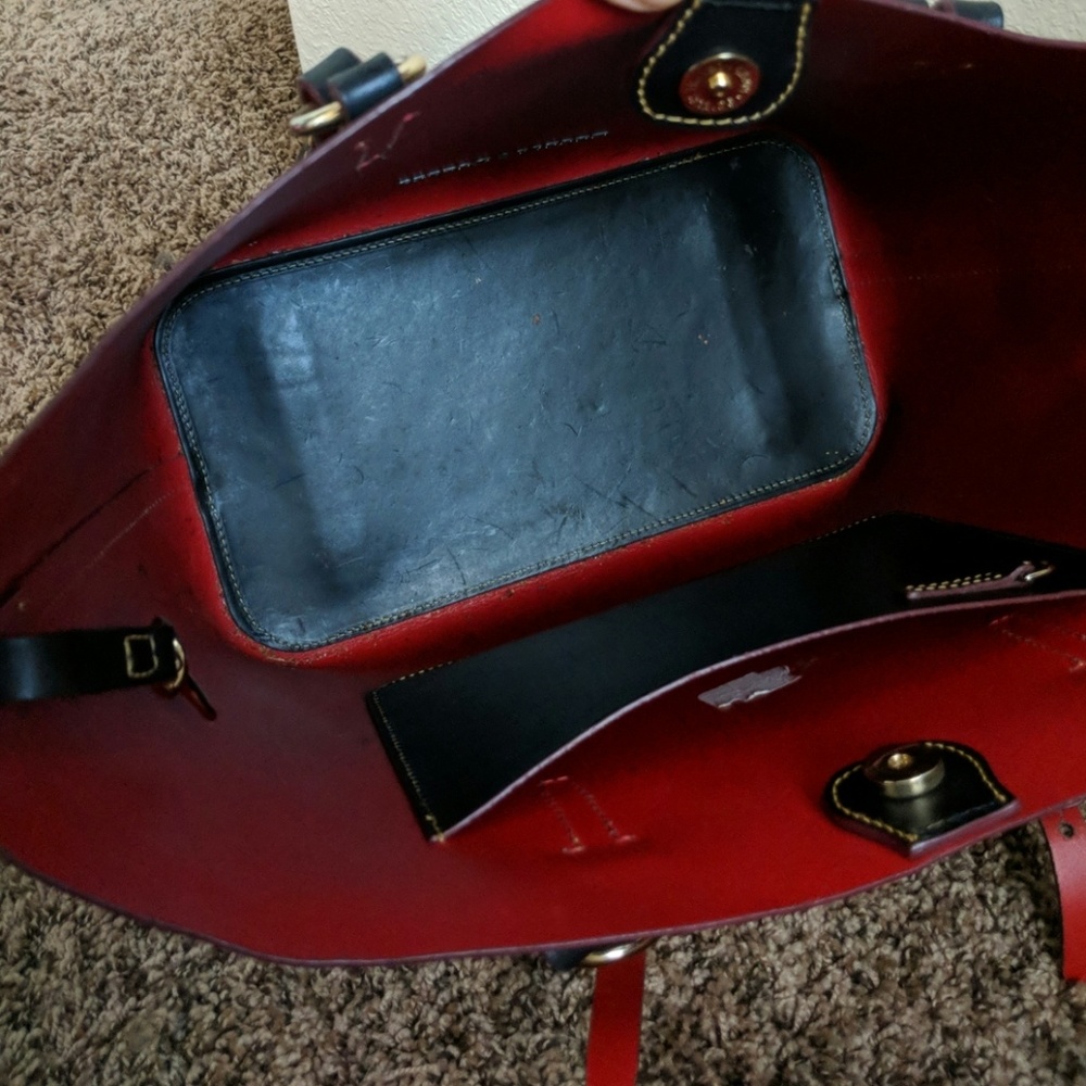 Dooney & Burke tote - Picture 4 of 4